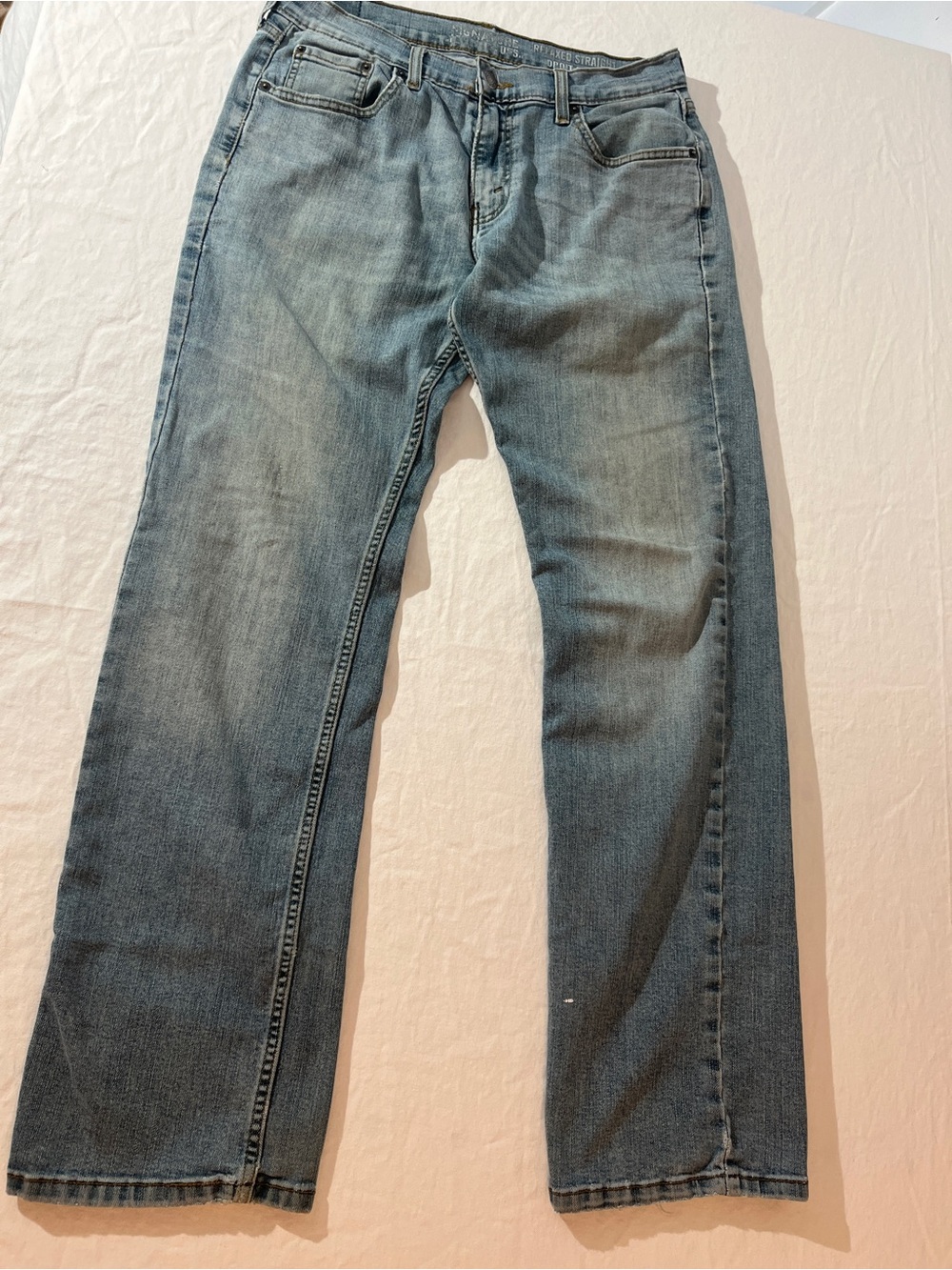Men's Signature by Levi Strauss Faded Blue Straight Jeans